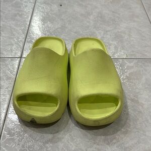Yeezy Kids Sandals - Neon Yellow